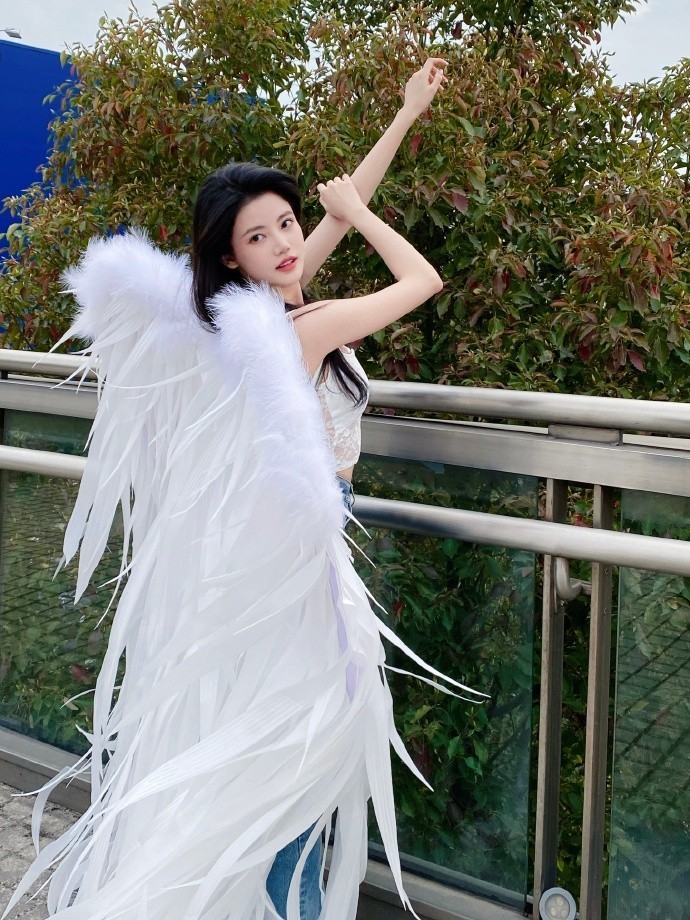春光乍泄